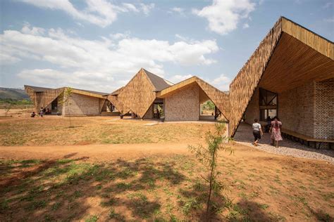  Making Homes: A Guide to Nigerian Architectural Traditions - Uncovering the Essence of Vernacular Design and Cultural Heritage